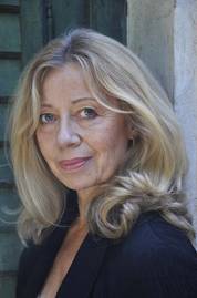 Elfriede Schüsseleder als "Frau Brigitte". Foto © Sigrid Guttmann